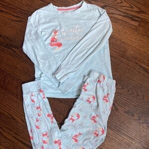 George Pajama set size 10/12